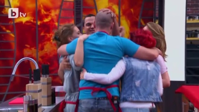 Отборът, който загуби в битка на MasterChef е...