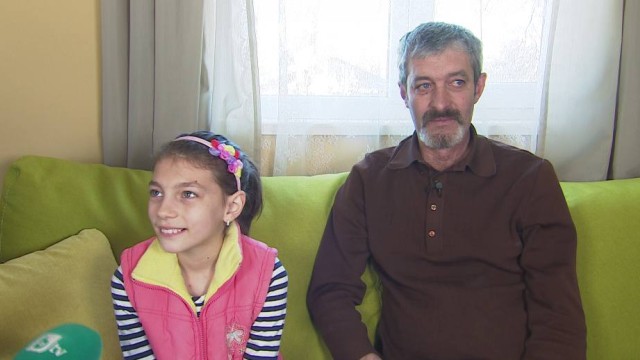 Снимка: Мечтаният дом за малката Александра и баща й вече е реалност