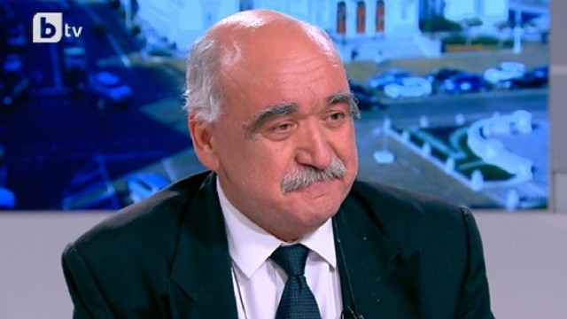 Снимка: Проф. Камен Плочев: Твърде вероятно е да избухне епидемия от морбили