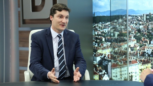 Снимка: Крум Зарков: Ще попитаме Гинка Върбакова докъде е стигнала сделката за ЧЕЗ