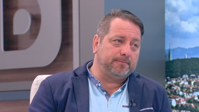 Снимка: Родител на ученик от катастрофиралия автобус в Генуа: Информация получавахме само от децата