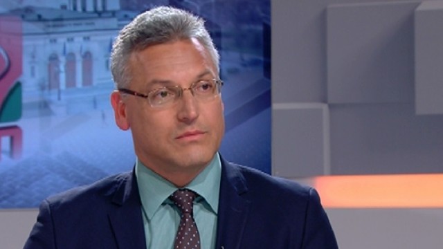 Снимка: Валери Жаблянов: Президентът постави темата за уседналостта изключително на място 