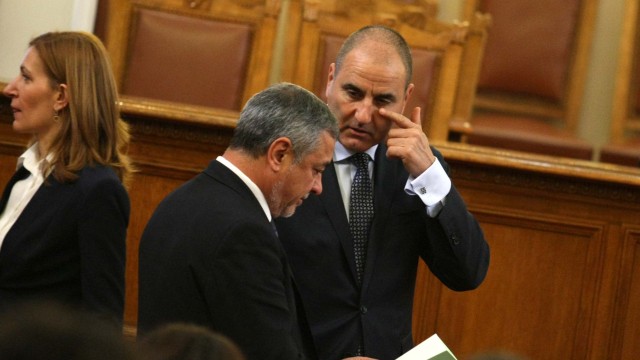 Снимка: ГЕРБ и Патриотите подготвят чернова на коалиционното споразумение