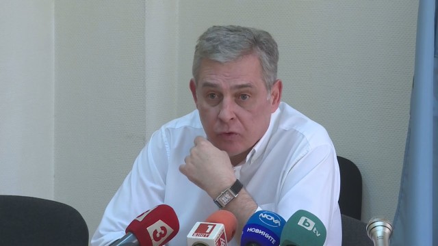 Снимка: Директорът на „Спешна помощ“ за инцидента на „Тракия“: Това, което се случи, ни потресе