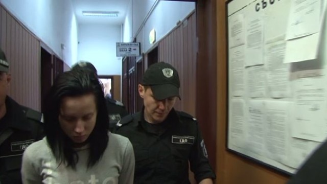 Снимка: Нов инцидент с Габриела Медарова, която помете 10 коли в Пловдив