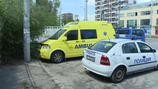 Снимка: Откраднатата от Пловдив линейка беше открита... в София