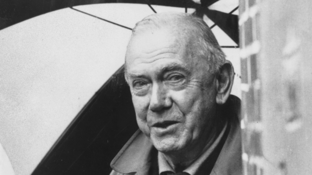 Снимка: 35 г. без Греъм Грийн ~ Любовта е измислена от трубадурите през 11 век (СНИМКИ + ВИДЕО)