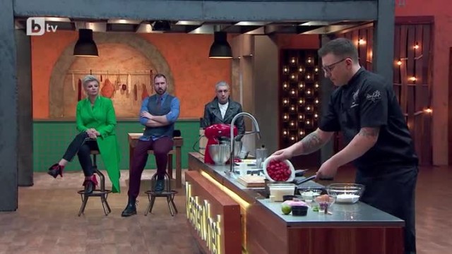 Chef Иван Александров показва как се приготвят 