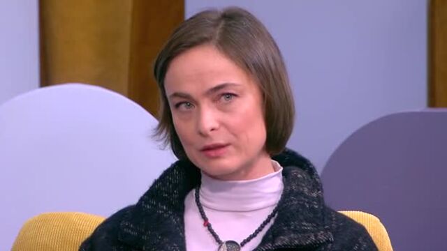 Снимка: След загубата на майка си и дядо си - Йоана Буковска още по-силно влюбена в съпруга си