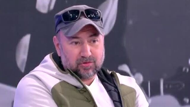 Снимка: Стефан Вълдобрев с ново парче и клип - каква е любовната история във 
