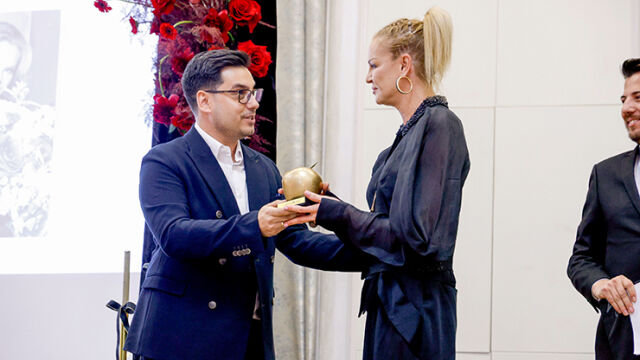 Снимка: Лица на bTV участваха в наградите Golden Apple Awards (СНИМКИ + ВИДЕО)