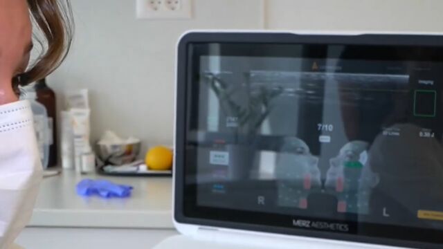 Абитуриенти отиват за корекции със снимки от интернет. За какво предупреждават естетичните дерматолози?