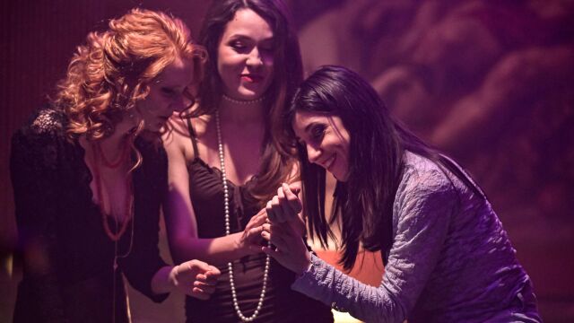 Снимка: Миналото оживява и заплашва да съсипе всичко в новите епизоди на „Вяра, надежда, любов“