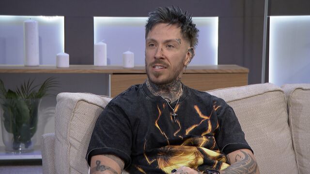 Снимка: Павел - за сблъсъка с наркотиците и защо с Венци Венц са станали „добри отдалечени познати“ (ВИДЕО)