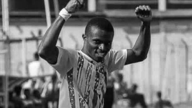 Снимка: Убиха футболист при стрелба по клубния автобус