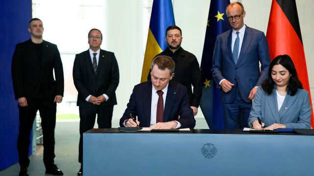 Снимка: Украйна и Германия подписаха споразумение за отбранително сътрудничество