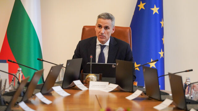 Последно заседание преди изборите: Служебният кабинет срещу търговията с гласове и търгуването със здраве