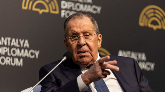 Снимка: Лавров заяви, че е дошло време за разговор със САЩ относно бъдещите им икономически връзки
