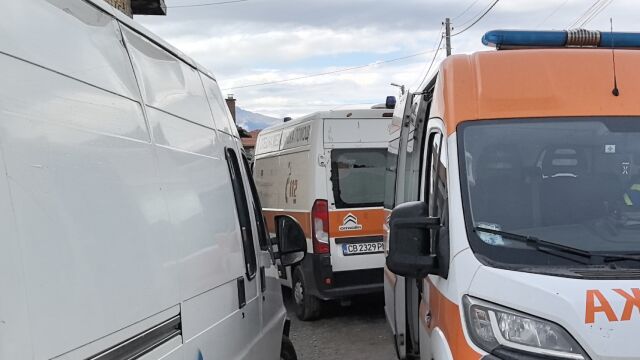 Камион и кола са се ударили на 