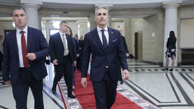 Снимка: Андрей Гюров: Очакваме новите управляващи да не се огънат