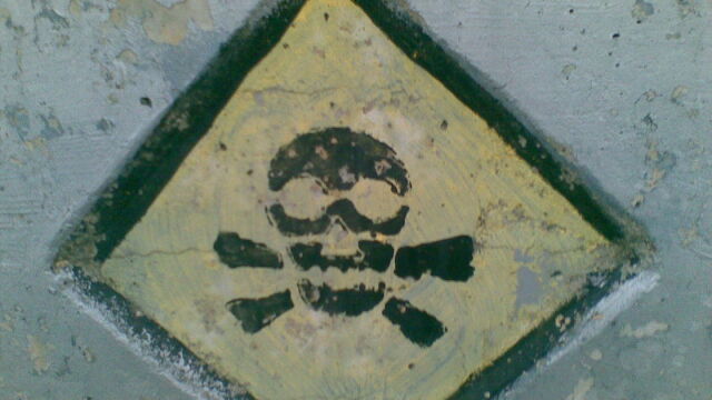 Снимка: 19% от проверените опасни химични смеси в ЕС не са били нотифицирани към националните центрове по отравяния