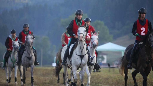 Снимка: Ендюранс, спорт за хората и конете