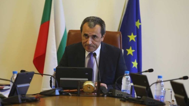 Снимка: Подкрепата за Пламен Орешарски се пропука
