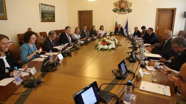 Снимка: Първите решения на служебното правителство