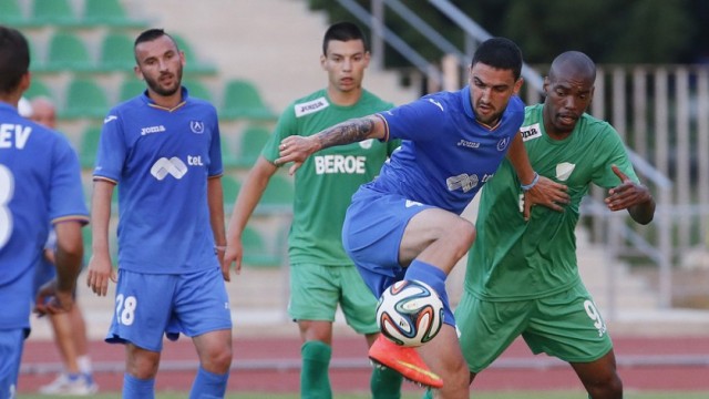 Снимка: Левски се освободи от Меси 