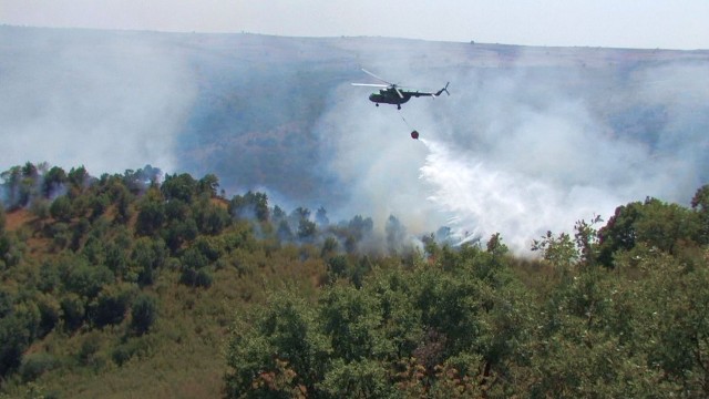Снимка: 20-годишен е задържан за пожара в Лесово