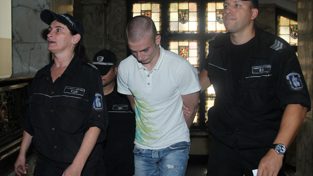 Снимка: Съдът остави в ареста обвинения за побоя на 3-годишното момченце