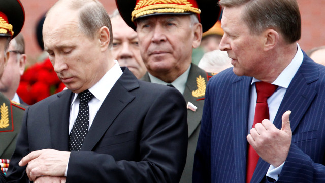 Снимка: Владимир Путин освободи шефа на президентската администрация