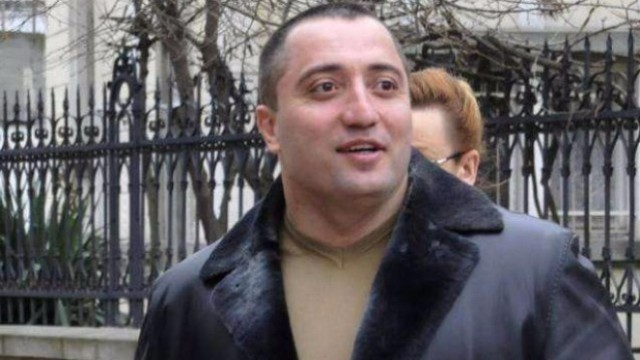 Снимка: Интерпол ще търси Митьо Очите