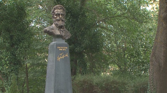 Снимка: Общинарите в Каварна ще гласуват пари за паметник, който вече е построен