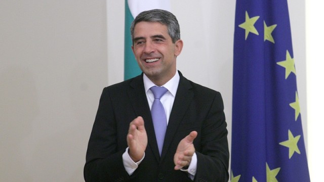 Снимка: Президентът удостои посланика на Финландия с орден „Мадарски конник“