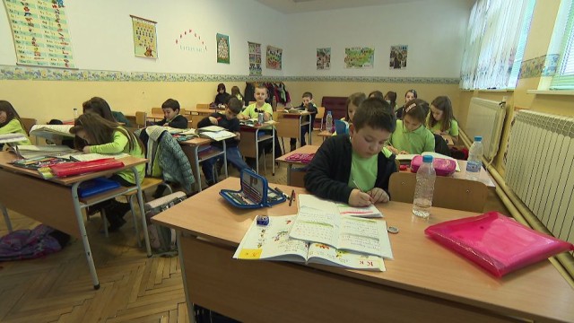Снимка: Битката за първи клас: Родители се опълчиха срещу идеята за 3 г. уседналост