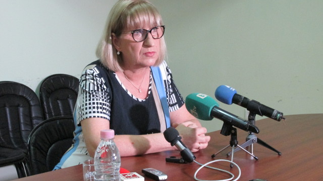 Снимка: Цецка Цачева обеща, че ще има антикорупционен закон до края на годината