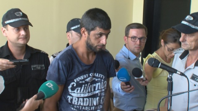 Снимка: Съдът остави в ареста пастира, обвинен за пожара в Пирин 
