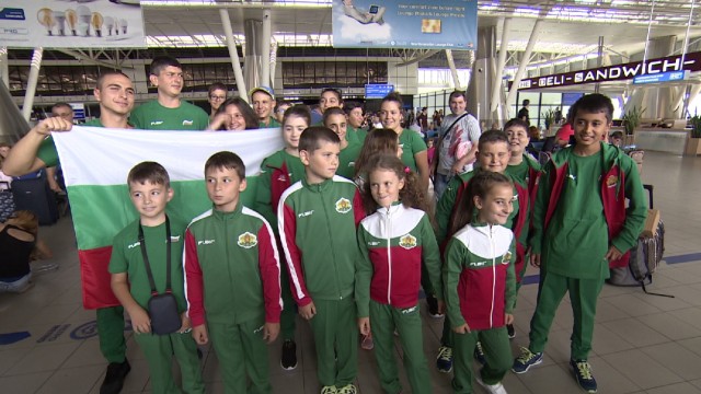 Снимка: Деца, преборили рака, заминаха за Световните игри за победители