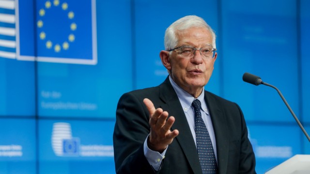 Снимка: Жозеп Борел: Украйна сама ще реши за преговори с Русия