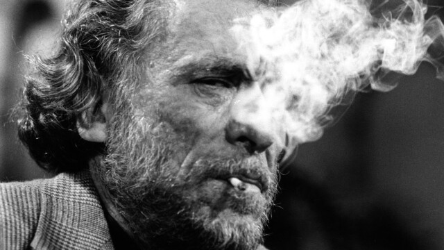 Снимка: Чарлз Буковски ~ Красивите мисли и красивите жени никога не се задържат (СНИМКИ)