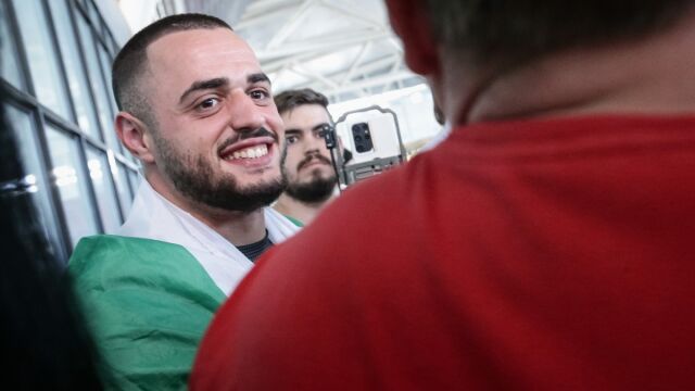 Снимка: Карлос Насар не си взе Спортния Икар. Вижте защо! (ВИДЕО)