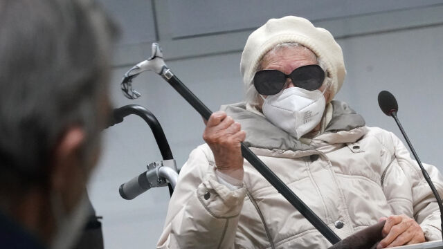Снимка: Участвала в над 10 000 убийства: Осъдиха 99-годишна бивша секретарка в нацистки концлагер