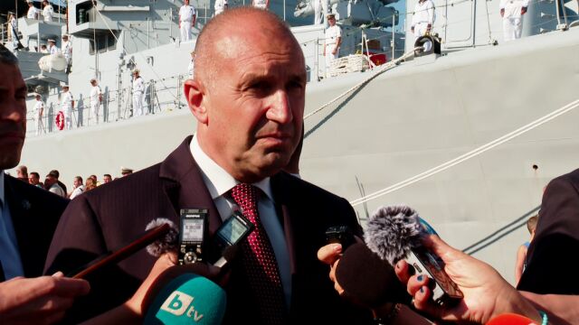  Румен Радев: Правителството на Пеевски и Борисов се готви да разпродава държавни имоти