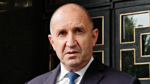 Румен Радев обвини властта в режисиране на скандали и зададе поредица въпроси