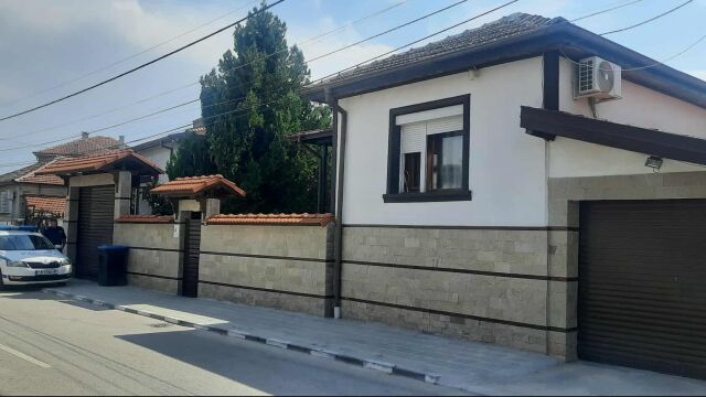 Съпруга на полицай е убита в дома ѝ, въпрос на часове е извършителят да бъде заловен