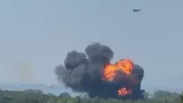 Снимка: Турски изтребител F-16 се разби до Мраморно море