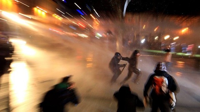Снимка: Безредици в Словения след антикризисни протести, организирани във Фейсбук