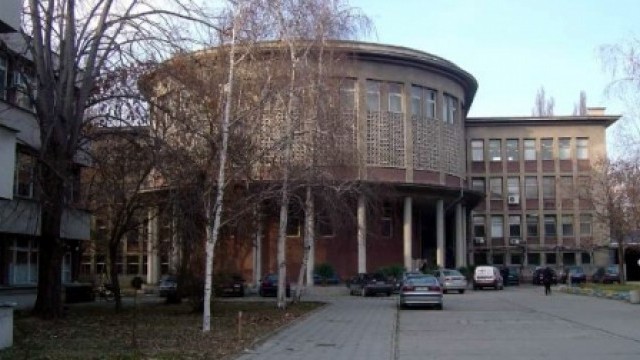 Снимка: Арестуваха пловдивски професори за корупция