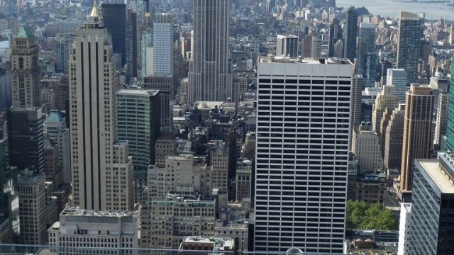 Снимка: Газова експлозия причини пожар в жилищна сграда в Ню Йорк